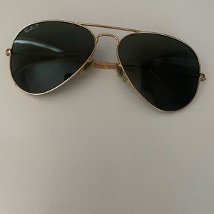 Ray-ban aviator sunglasses - polarized in dark green with gold frame